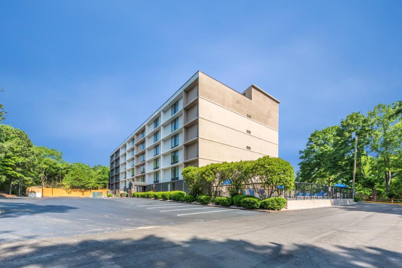 Comfort Inn Charlotte Airport Uptown Exterior photo