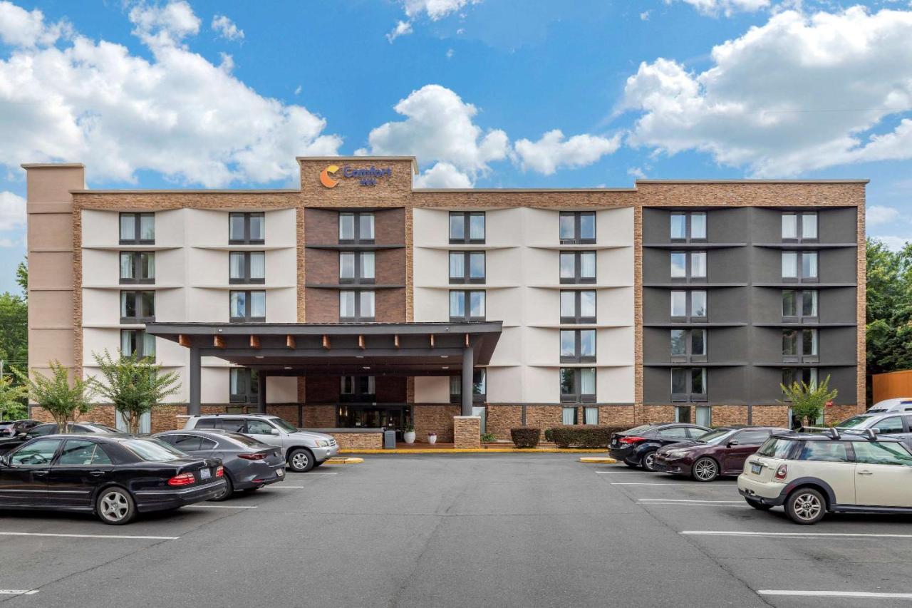 Comfort Inn Charlotte Airport Uptown Exterior photo